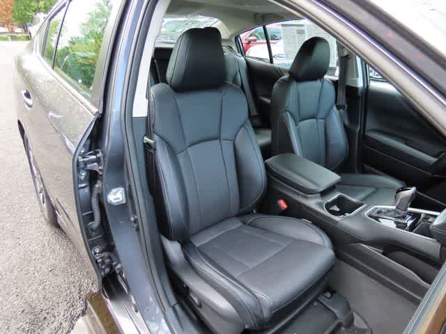 Used 2023 Subaru Legacy Limited AWD/4WD image 17