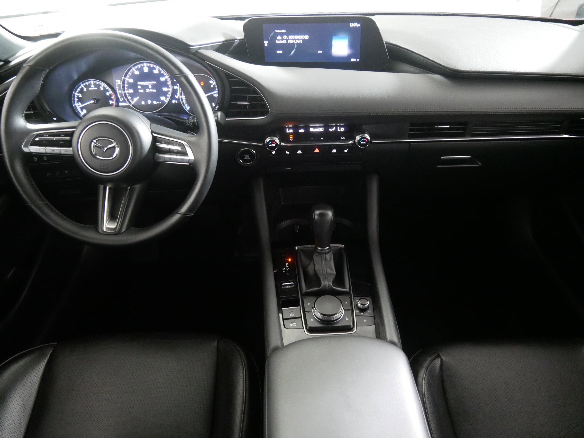 Used 2021 MAZDA MAZDA3 Hatchback w/Premium Plus Pkg image 10