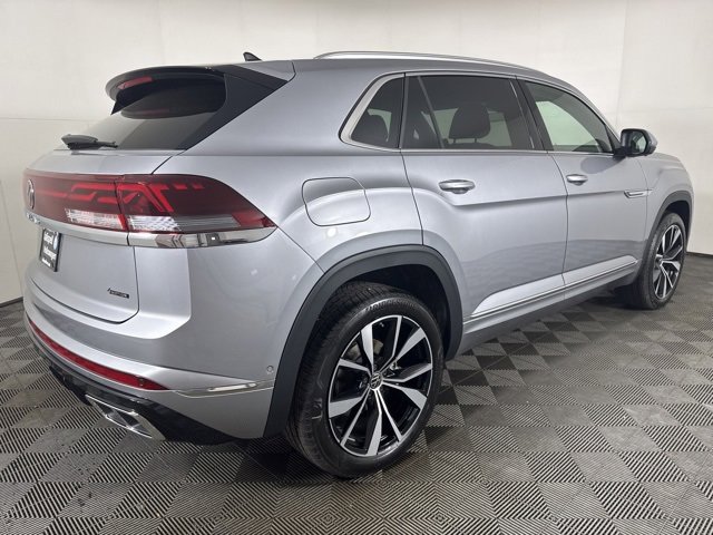 New 2026 Volkswagen Atlas Cross Sport SEL Premium R-Line image 3