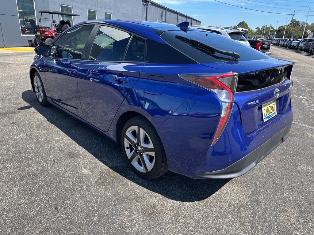 Used 2018 Toyota Prius Four Touring FWD image 14