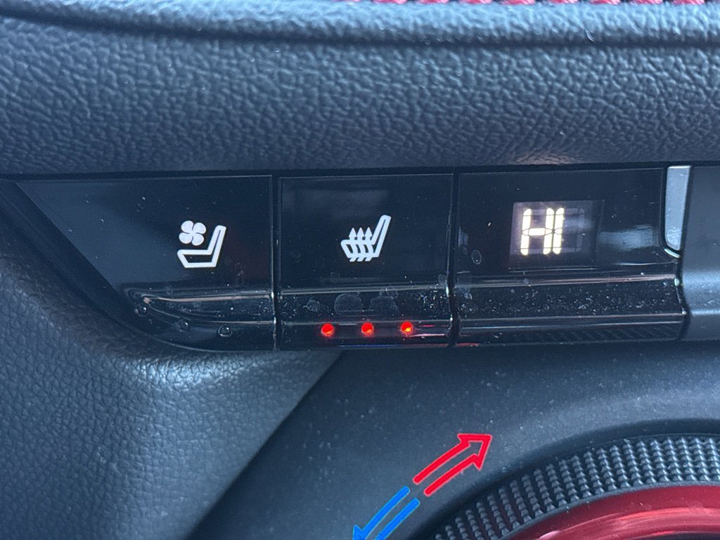 Certified 2023 Chevrolet Blazer RS w/ Driver Confidence II Package image 41