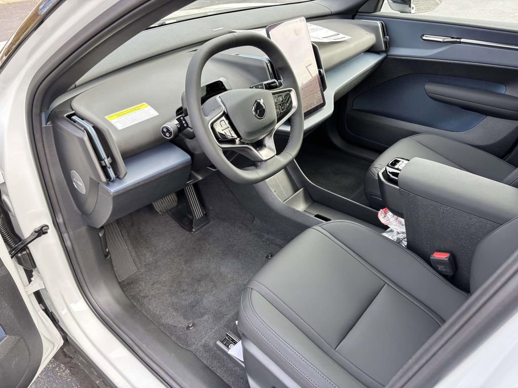 New 2026 Volvo EX30 Plus image 22