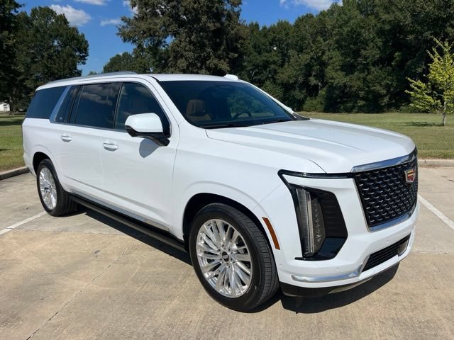 Used 2026 Cadillac Escalade ESV Luxury w/ Touring Package RWD image 11