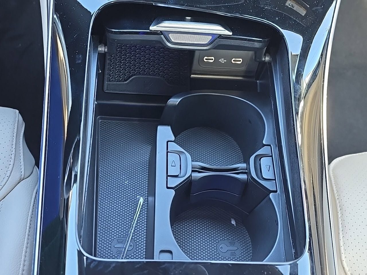 New 2026 Mercedes-Benz C 300 4MATIC Sedan image 19