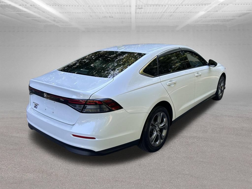 Used 2023 Honda Accord EX image 5