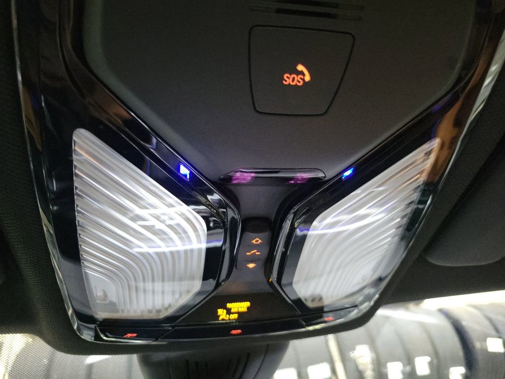 Used 2019 BMW X5 xDrive40i w/ Executive Package image 21