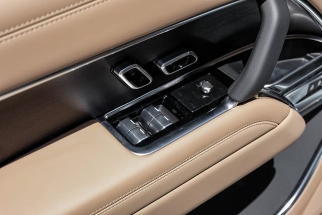 New 2026 Land Rover Range Rover SE AWD/4WD image 56