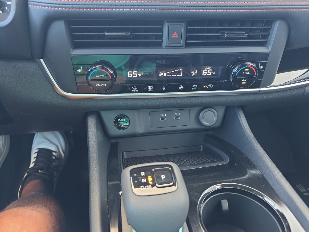 New 2026 Nissan Rogue SV AWD/4WD image 12