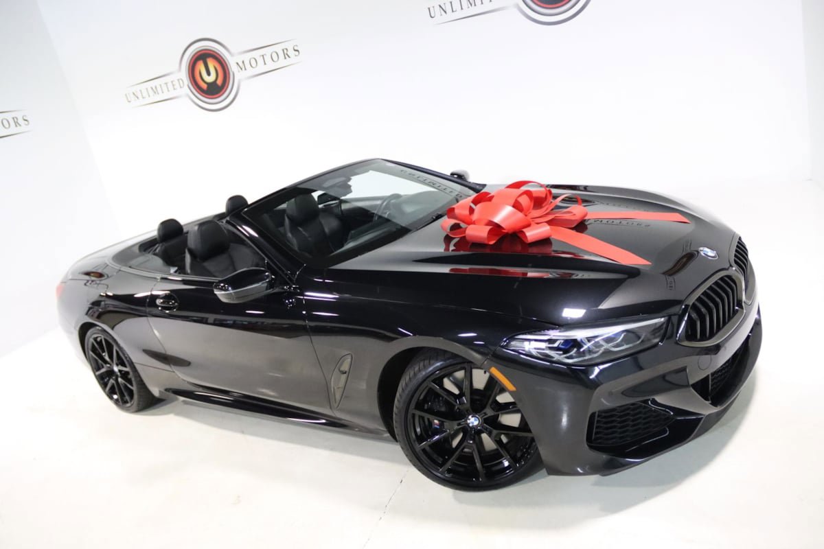 Used 2021 BMW M850i xDrive Convertible image 2