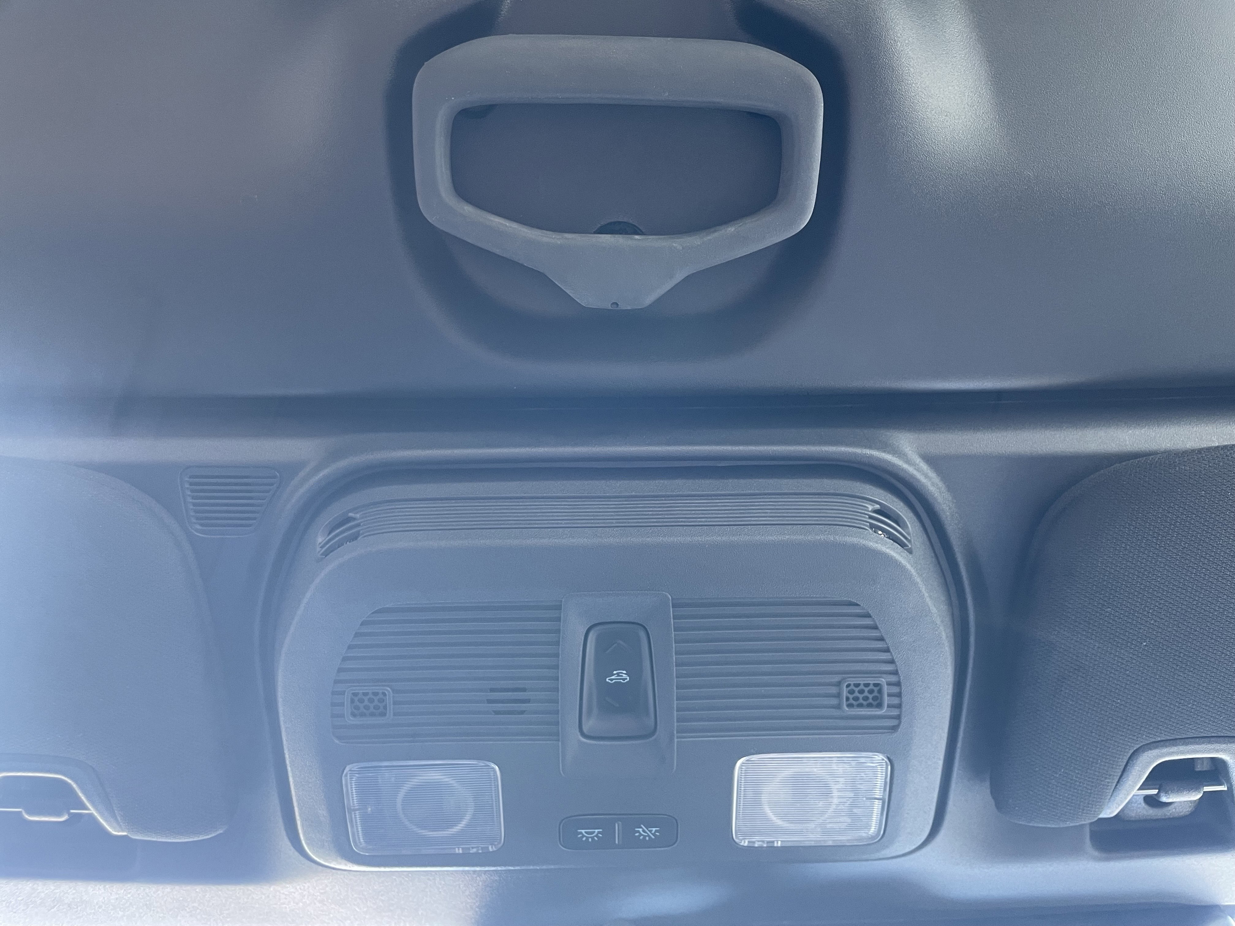 Used 2025 Ford Mustang Premium image 30