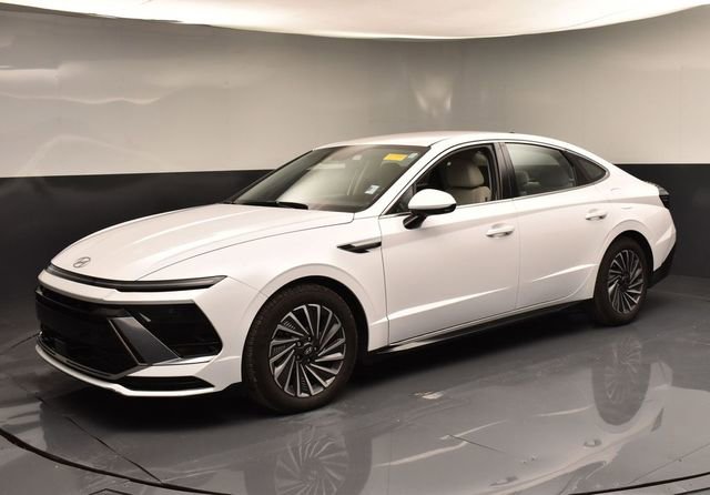 Used 2025 Hyundai Sonata SEL image 4