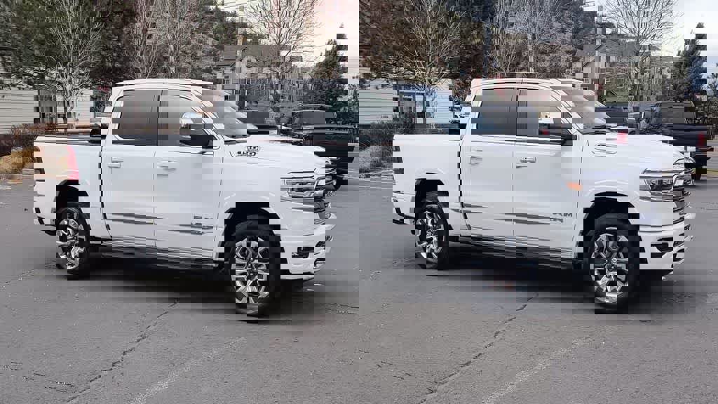 Used 2024 RAM 1500 Limited w/ Trailer Tow Group image 2