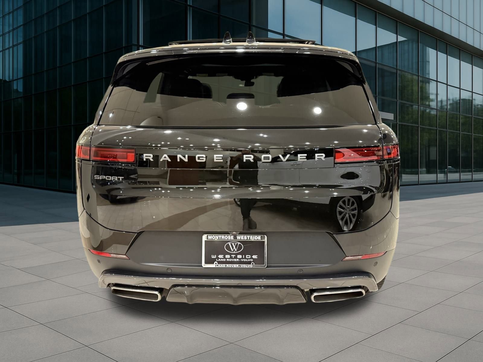 New 2025 Land Rover Range Rover Sport image 4