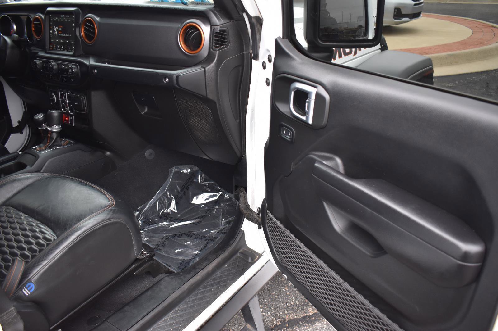 Used 2021 Jeep Gladiator Mojave image 16