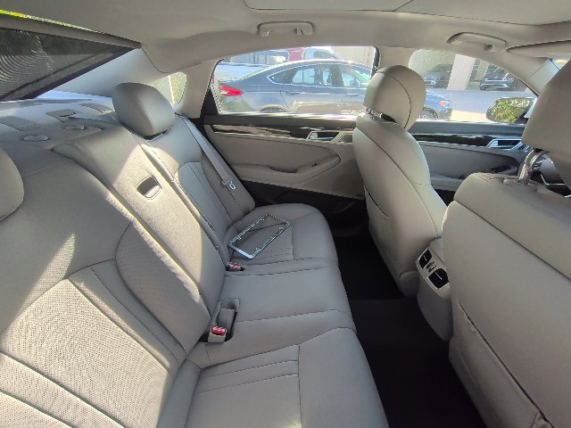 Used 2018 Genesis G80 3.8 w/ Option Group 02 RWD image 6