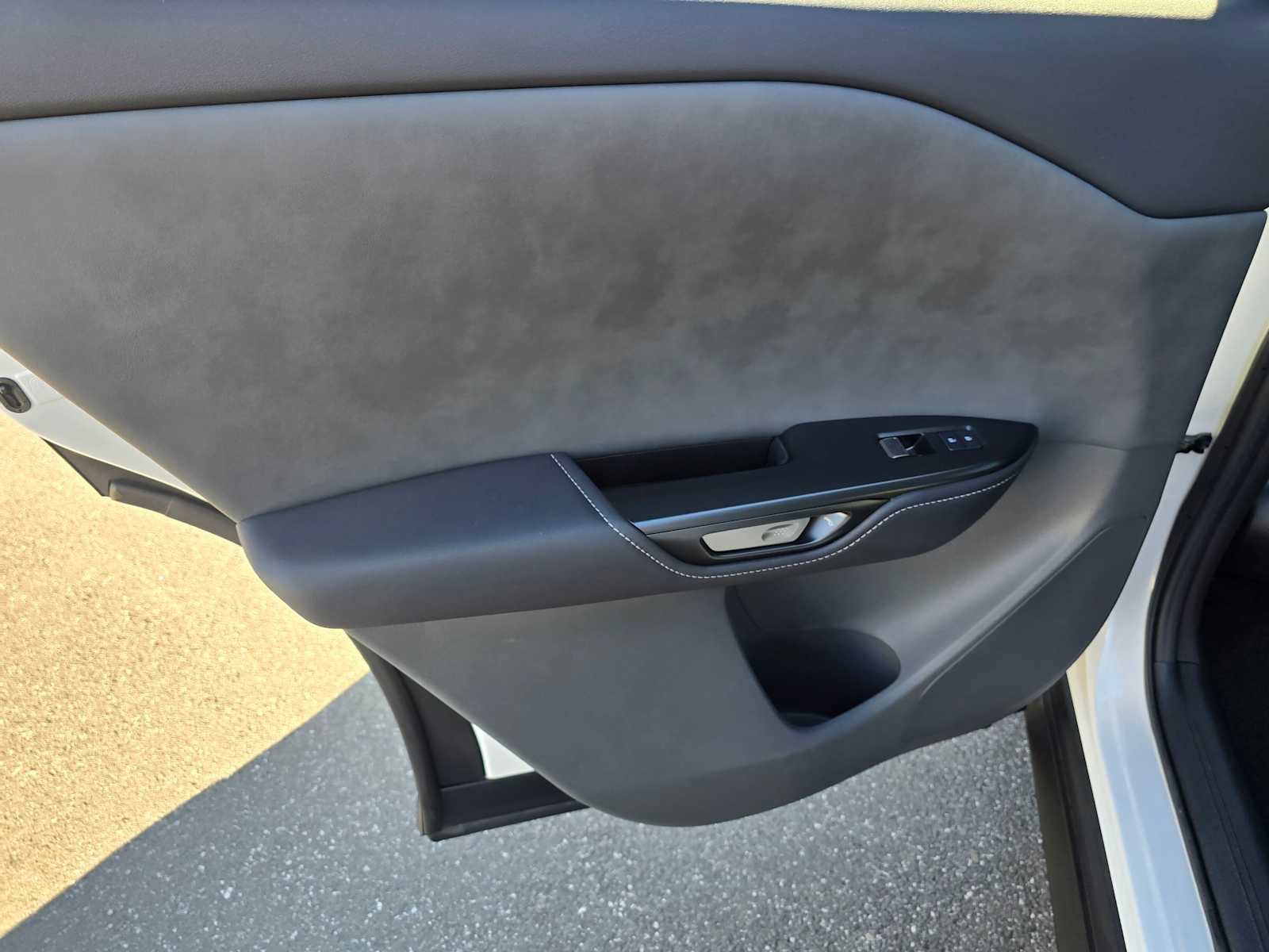 Used 2023 Lexus RZ 450e Premium image 20