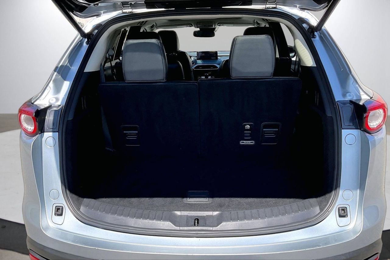 Used 2023 MAZDA CX-9 Touring image 28