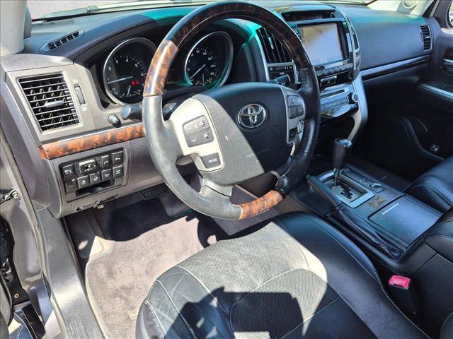 Used 2015 Toyota Land Cruiser AWD/4WD image 9