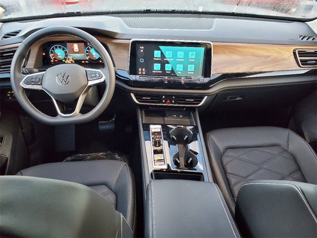 New 2025 Volkswagen Atlas SE image 7
