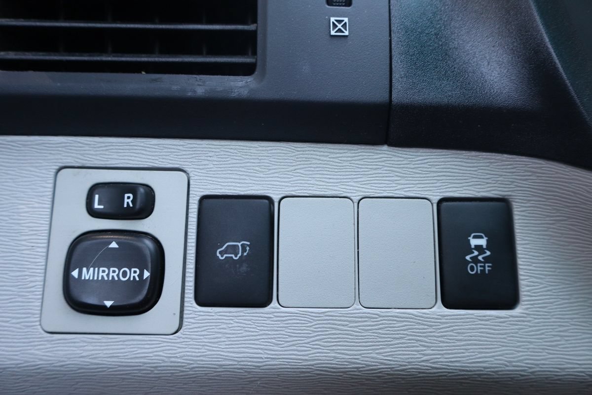 Used 2009 Toyota Venza AWD image 28