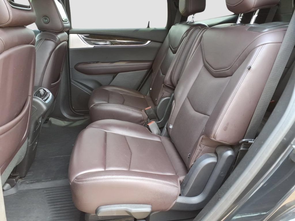 Used 2020 Cadillac XT6 Premium Luxury FWD image 25