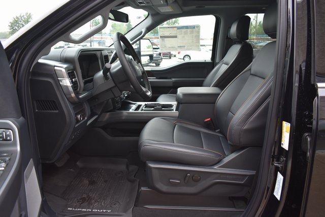 New 2025 Ford F250 Lariat w/ Lariat Ultimate Package image 13
