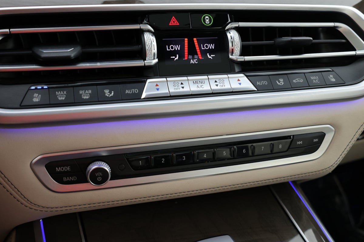 Used 2021 BMW ALPINA XB7 AWD/4WD image 35