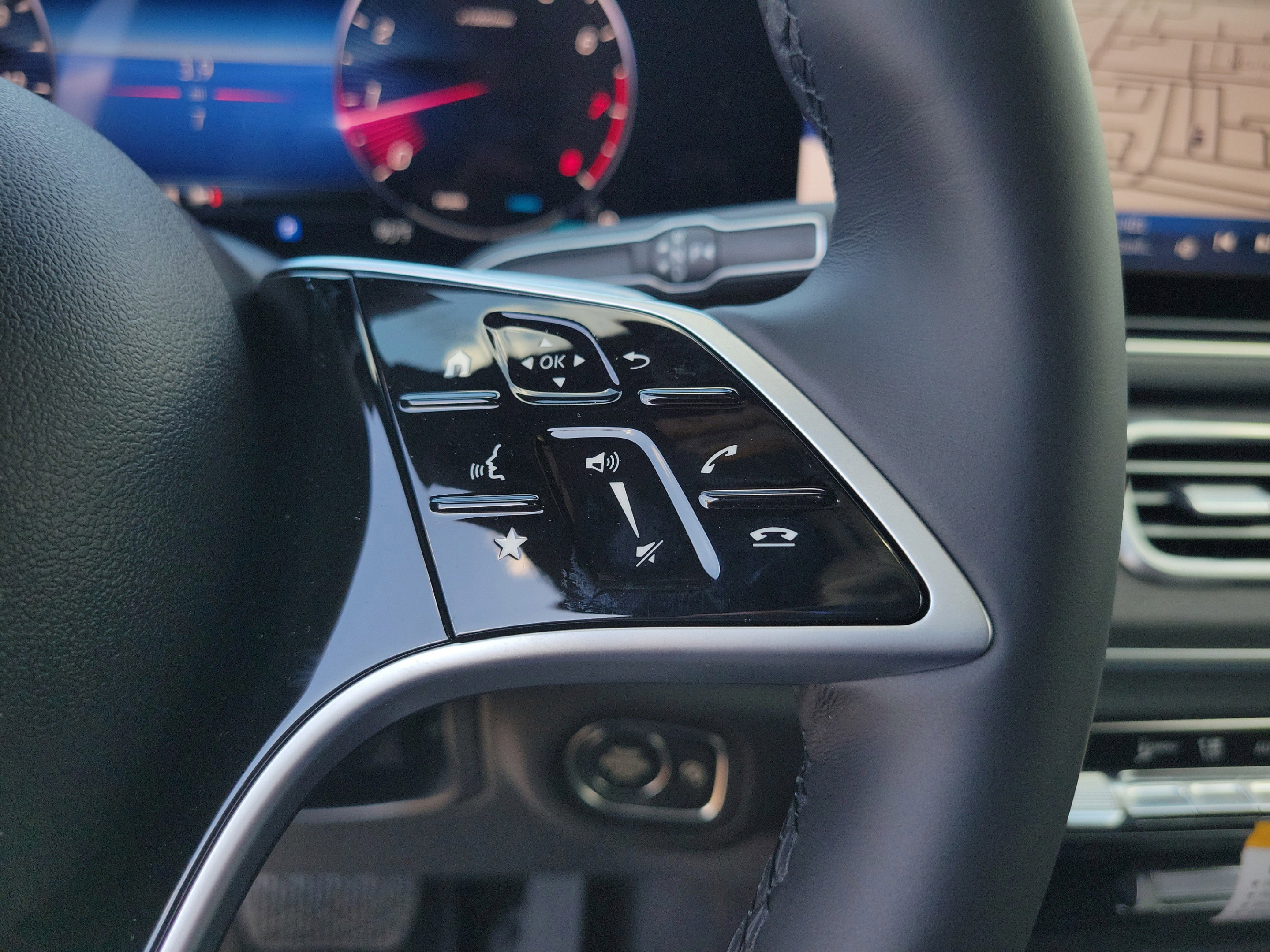 New 2026 Mercedes-Benz GLE 580 4MATIC image 21