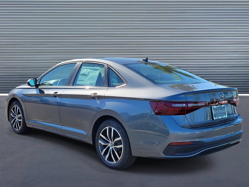 New 2026 Volkswagen Jetta SE FWD image 4