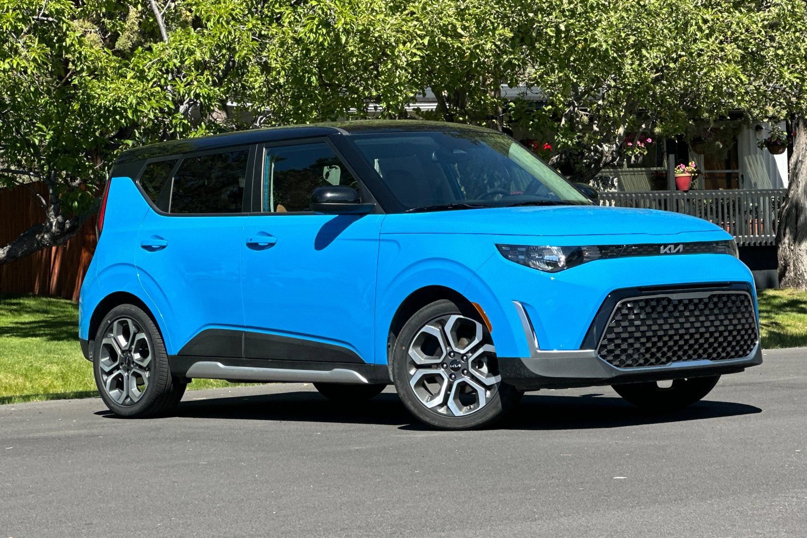 Certified 2025 Kia Soul EX FWD image 2