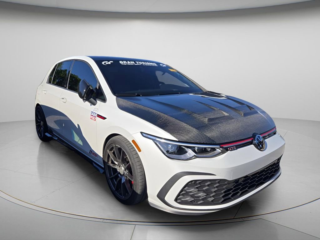 Used 2024 Volkswagen GTI SE FWD image 4