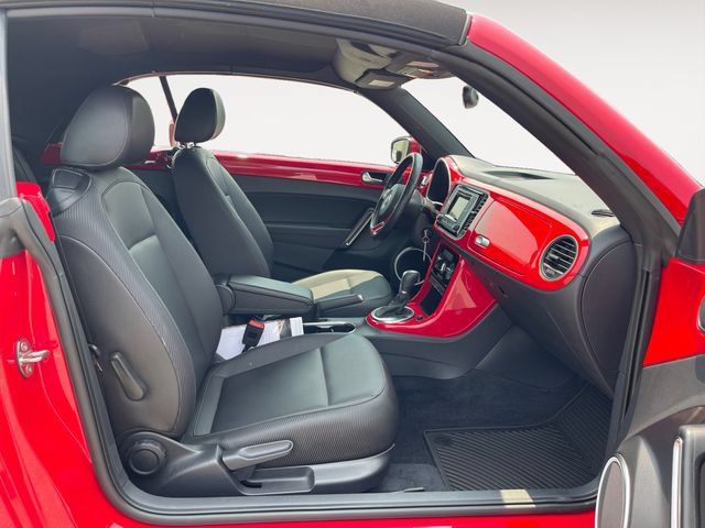 Used 2019 Volkswagen Beetle 2.0T FWD image 15