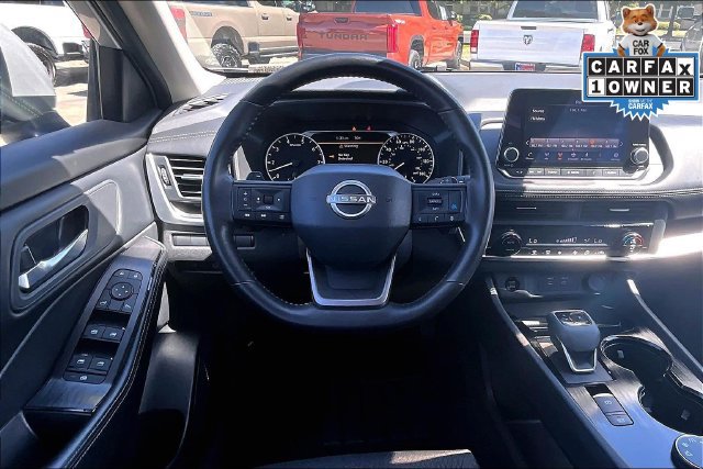 Used 2025 Nissan Rogue SV AWD/4WD image 5