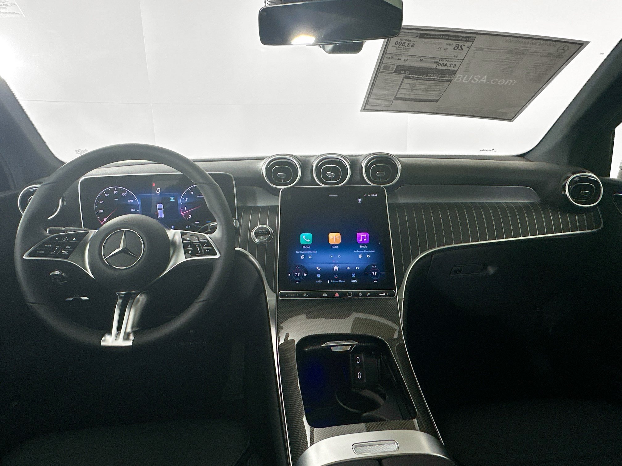 Used 2026 Mercedes-Benz GLC 300 4MATIC image 26