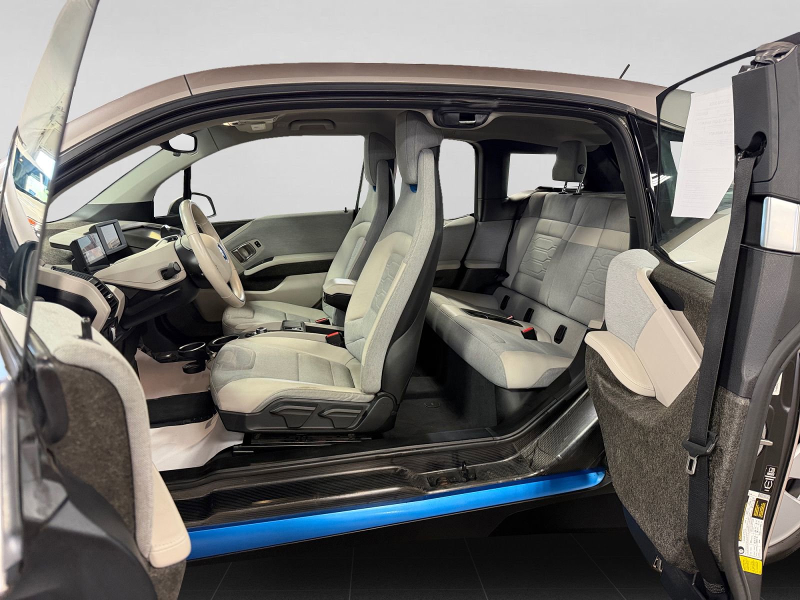 Used 2014 BMW i3 w/ Range Extender RWD image 39