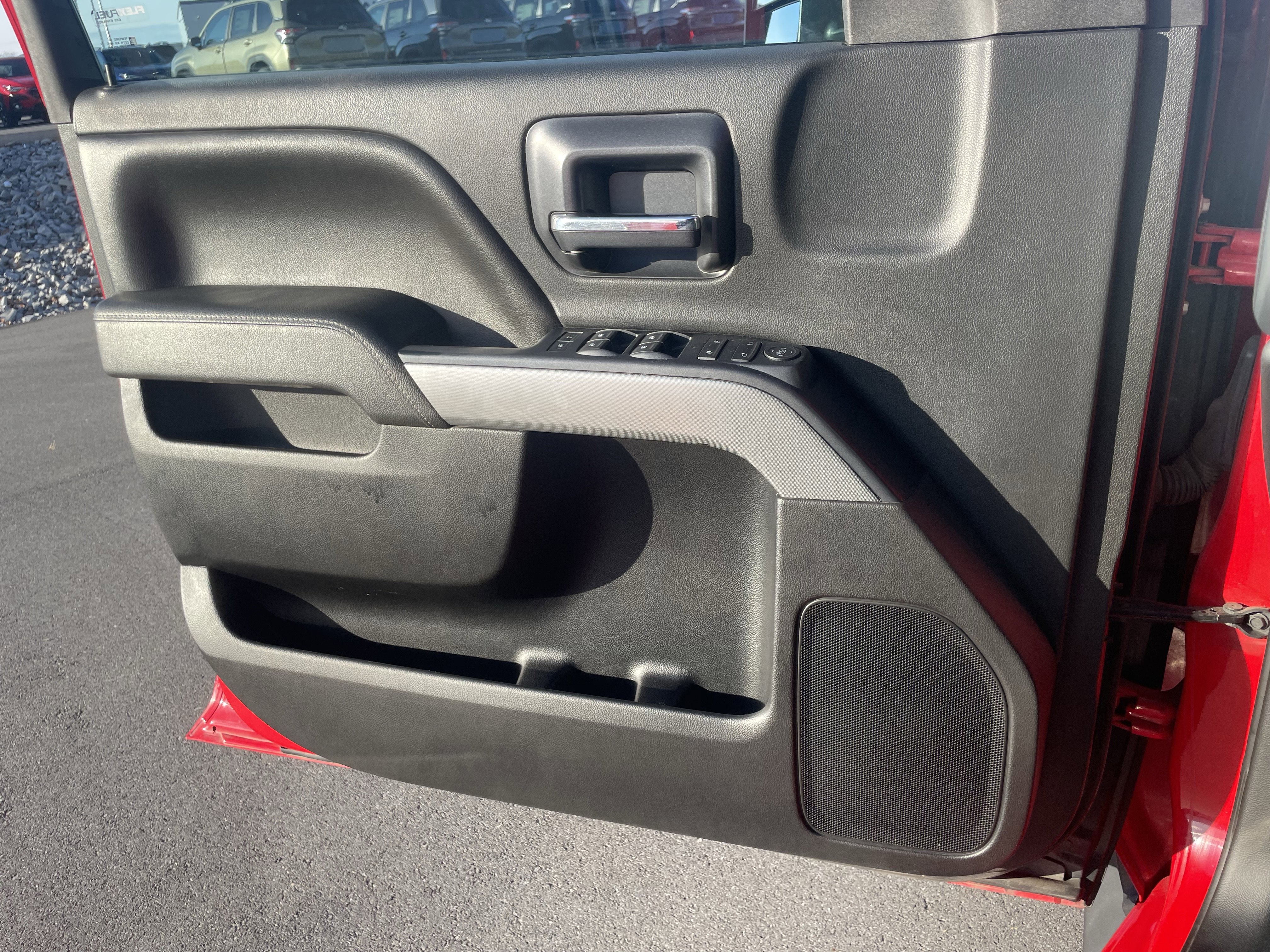 Used 2015 Chevrolet Silverado 2500 LT w/ LT Convenience Package image 15