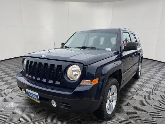 Used 2017 Jeep Patriot Latitude w/ Premium Sound Group image 12