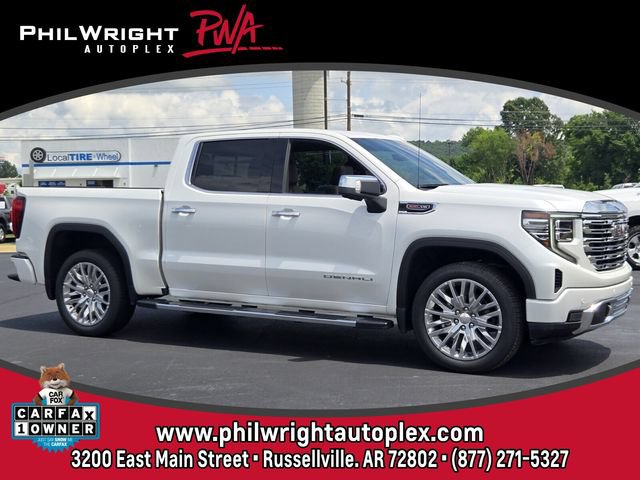 Used 2024 GMC Sierra 1500 Denali w/ Technology Package AWD/4WD image 1
