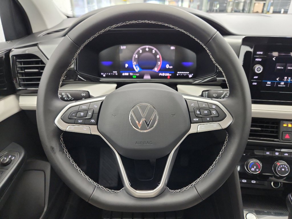 New 2026 Volkswagen Taos S image 11