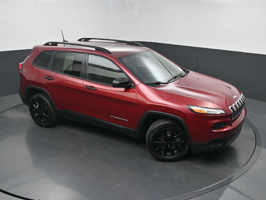 Used 2017 Jeep Cherokee Sport FWD image 27