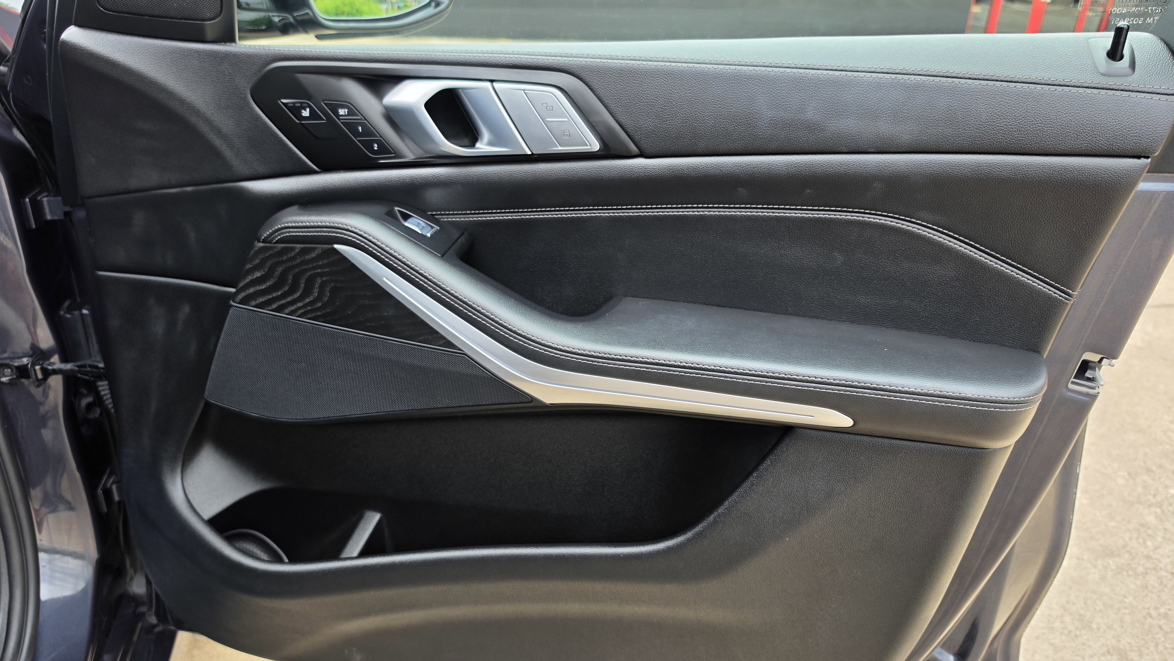 Used 2022 BMW X7 xDrive40i w/ Premium Package image 36