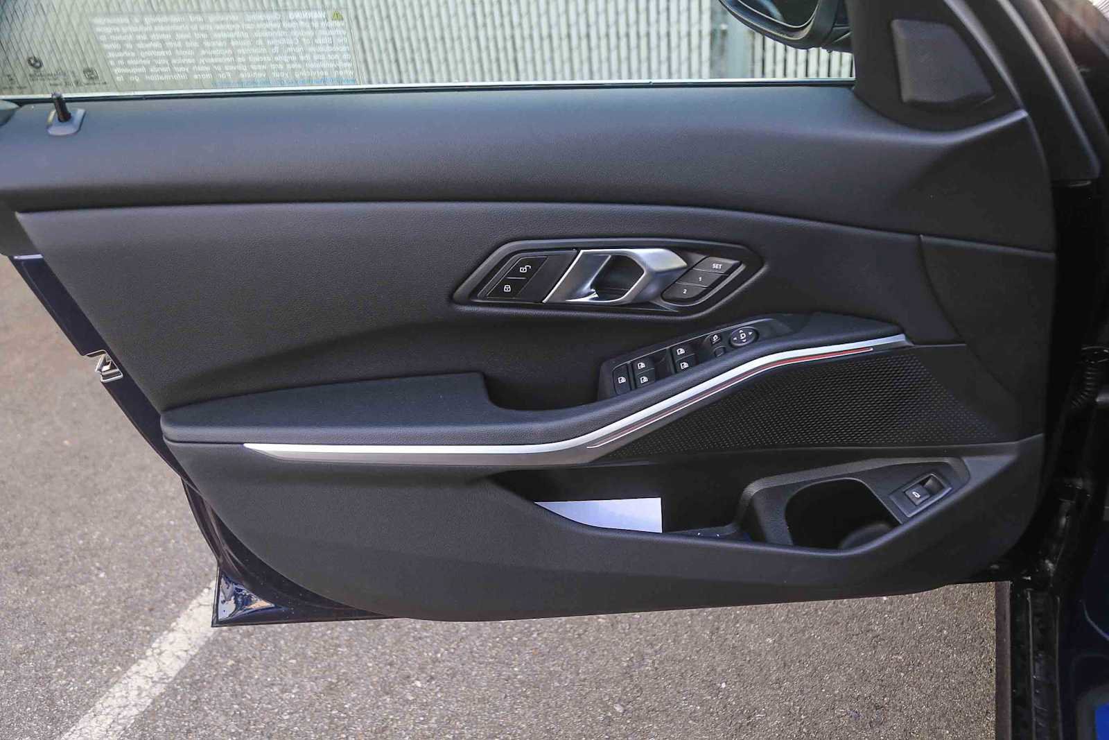 New 2026 BMW 330i Sedan w/ Convenience Package image 17