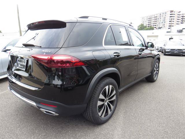 Used 2025 Mercedes-Benz GLE 450e 4MATIC w/ Driver Assistance Package image 4