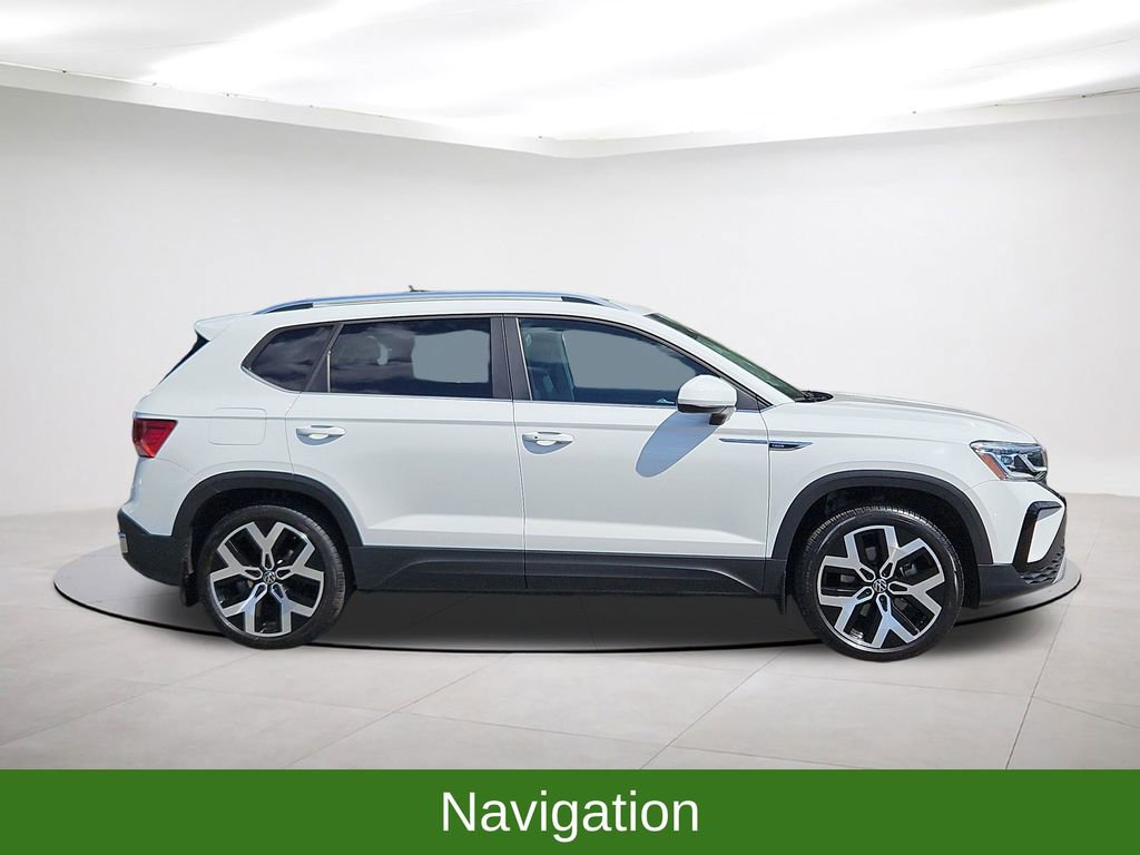 Used 2023 Volkswagen Taos SEL AWD/4WD image 8