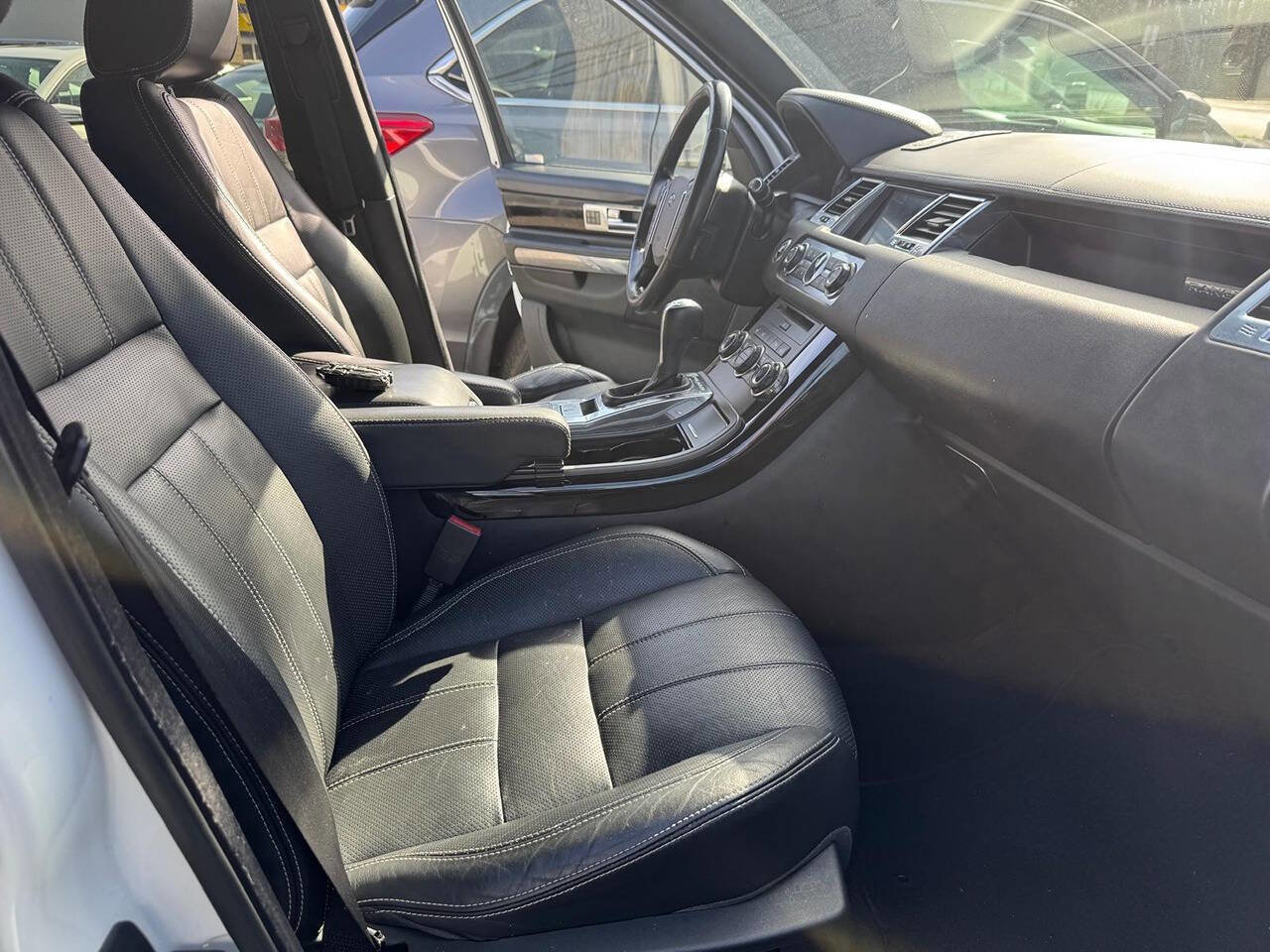 Used 2013 Land Rover Range Rover Sport HSE LUX w/ Luxury Interior Pkg AWD/4WD image 33
