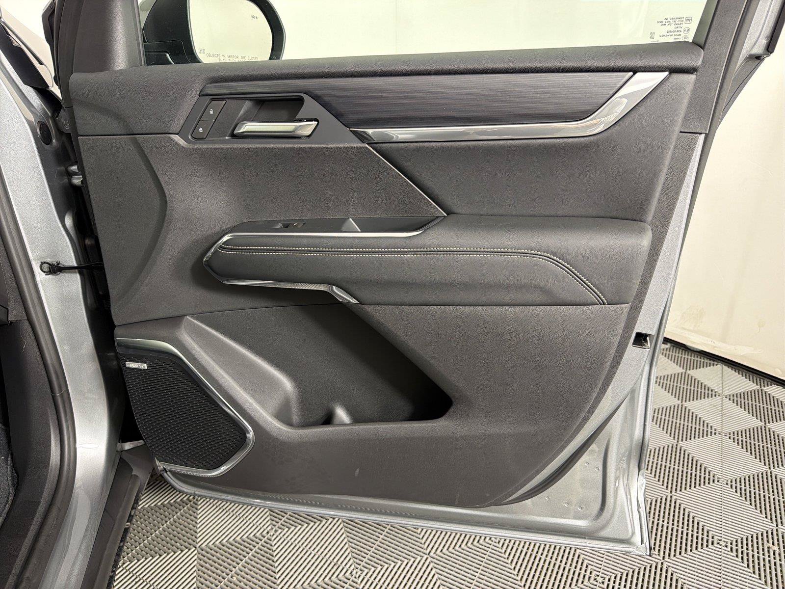 New 2027 GMC Acadia Elevation w/ Black Edition FWD image 12