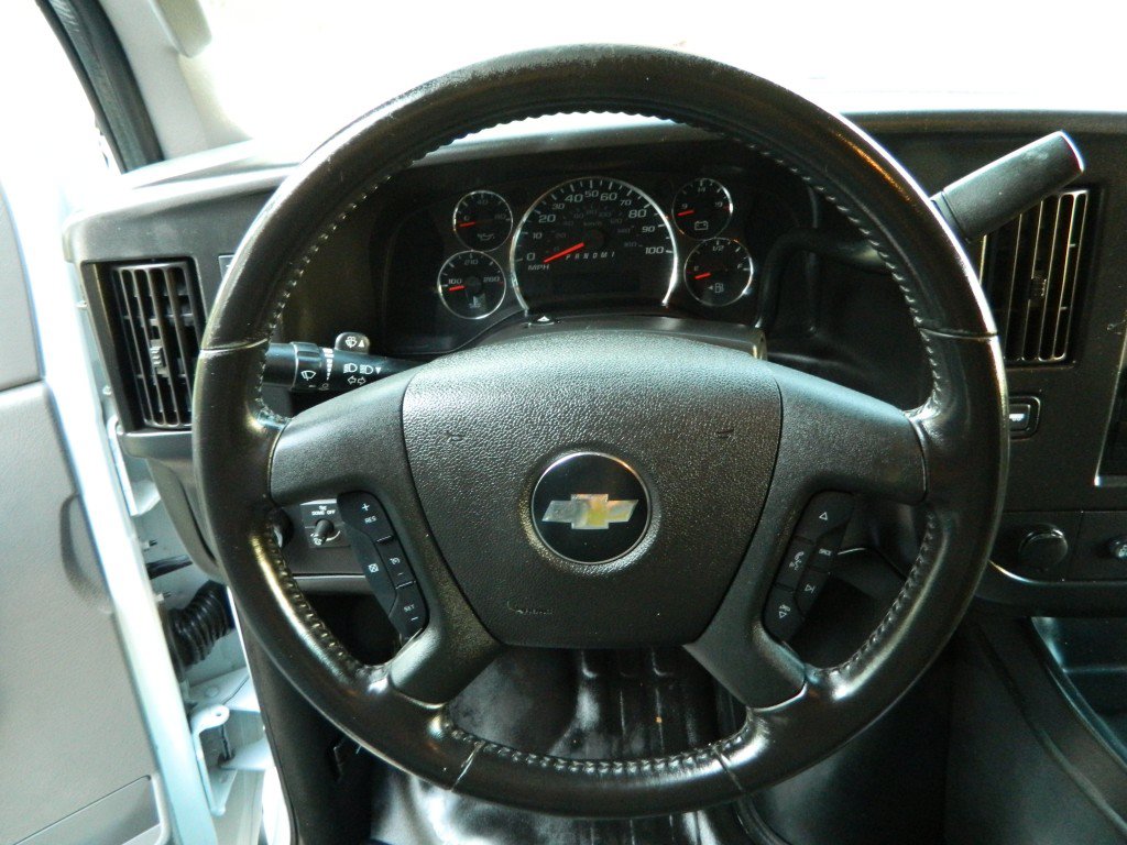 Used 2020 Chevrolet Express 2500 w/ Communications Package RWD image 17