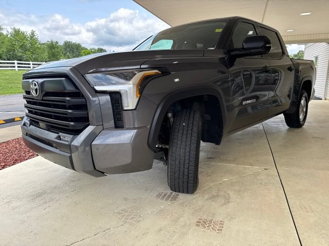 Used 2024 Toyota Tundra SR5 w/ SR5 Convenience Package AWD/4WD image 9