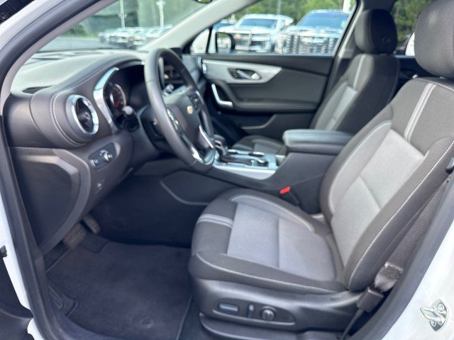 Used 2025 Chevrolet Blazer LT w/ Convenience Package FWD image 18