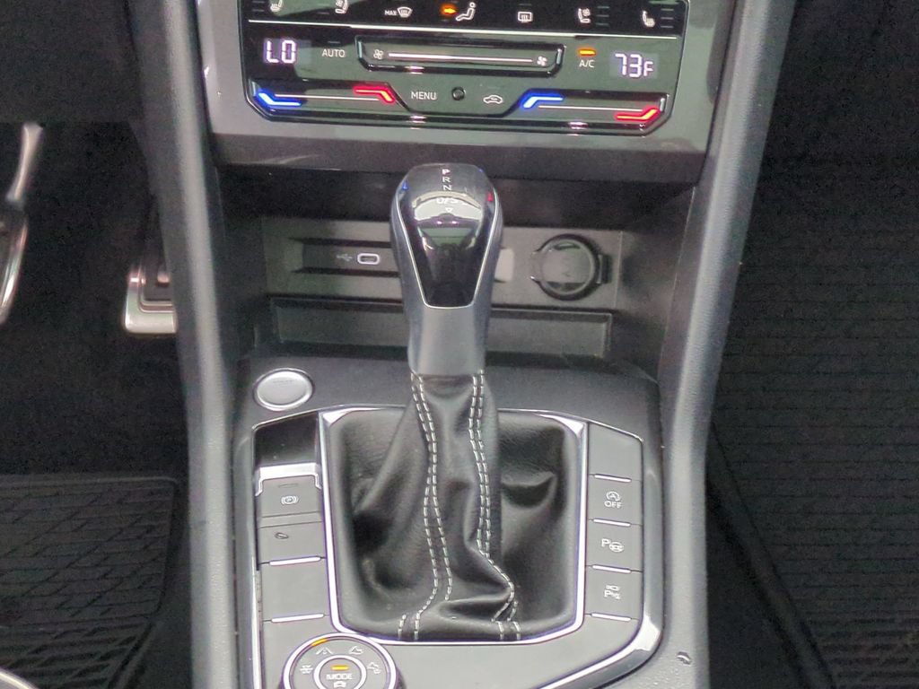 Used 2022 Volkswagen Tiguan SEL R-Line AWD/4WD image 21